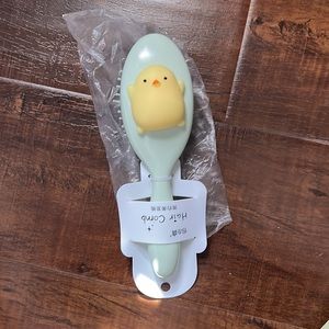 NWT Chicken Hair Brush!